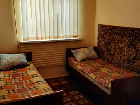 будинок за адресою Контрадмірала Остроградського вул. (Макарова)