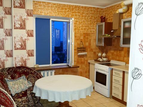 квартира за адресою Лариси Руденко вул., 21-А