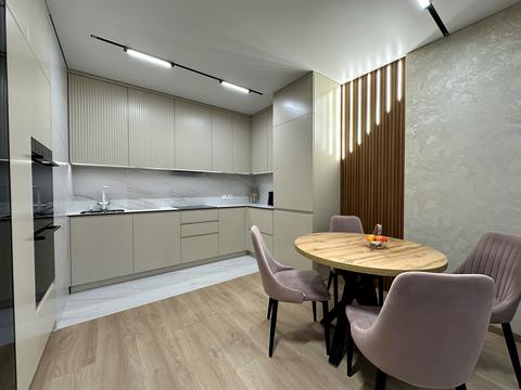 квартира за адресою Любомира Гузара просп. (Космонавта Комарова), 15а