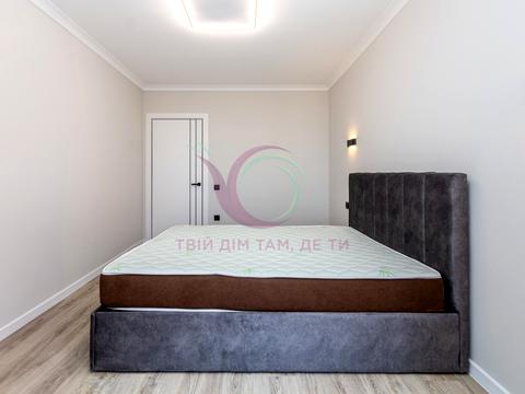 квартира по адресу Андрея Мельника ул., 10