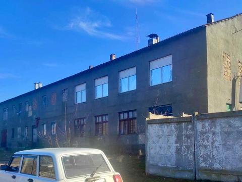 коммерческая по адресу Київська, 80а