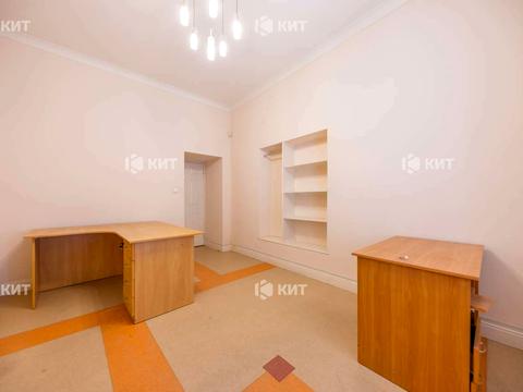 комерційна за адресою Скрипника вул., 6