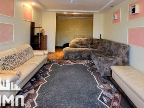 квартира за адресою Зодчих вул., 40