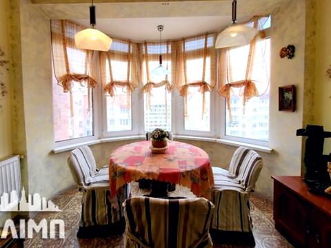 квартира за адресою Зодчих вул., 40