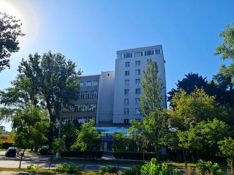 коммерческая по адресу Гарета Джонса ул. (Сімʼї Хохлових), 7/9