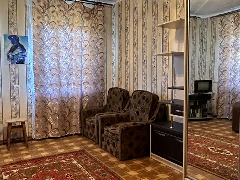 будинок за адресою Гулака-Артемовського, 18