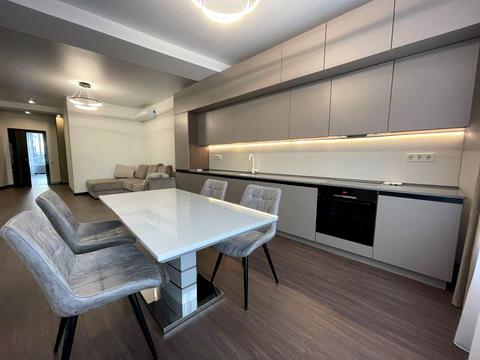 квартира за адресою Буслівська вул., 12