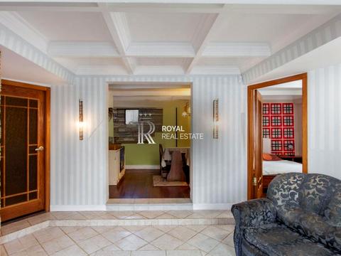 дом по адресу квітнева