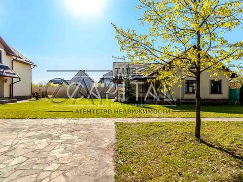 будинок за адресою Центральна вул., 45