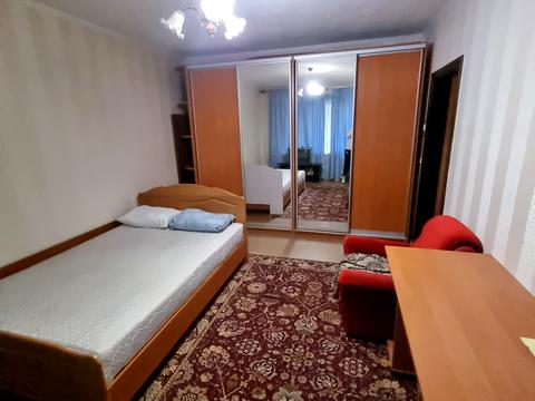 квартира за адресою Володимира Висоцького бульв., 5