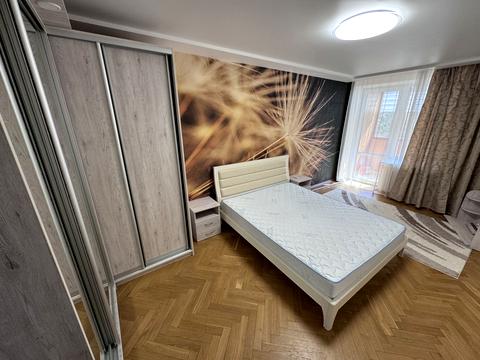 квартира за адресою Михайла Омеляновича-Павленка вул. (Суворова), 5
