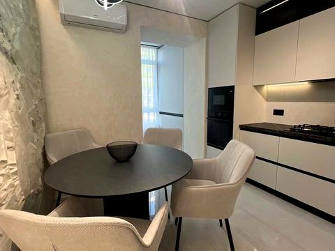 квартира за адресою Приозерна вул., 38