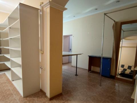 комерційна за адресою Шишкарівська вул., 2