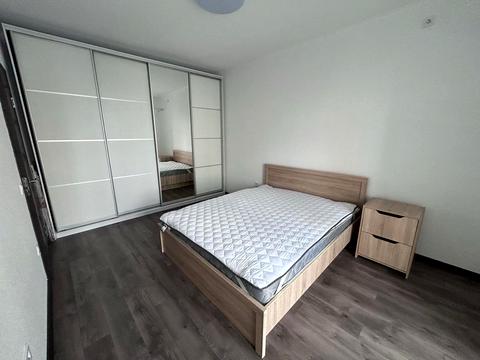 квартира по адресу Олеся Бердника ул., 1-Д