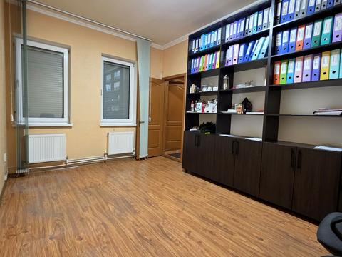 коммерческая по адресу Староказацкая ул. (Комсомольская), 5