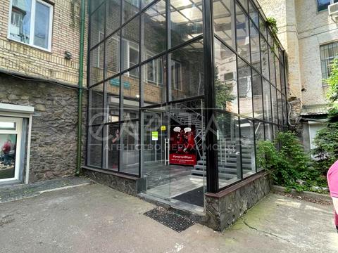 комерційна за адресою Богдана Хмельницького вул., 57б