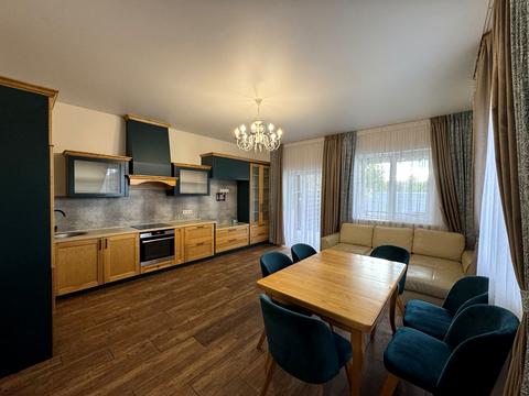 будинок за адресою Олекси Тихого пров.