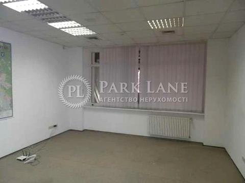 комерційна за адресою Володимирська вул., 77-А