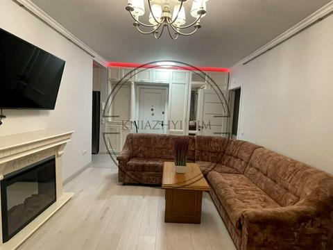 квартира за адресою Автозаводська вул., 15А