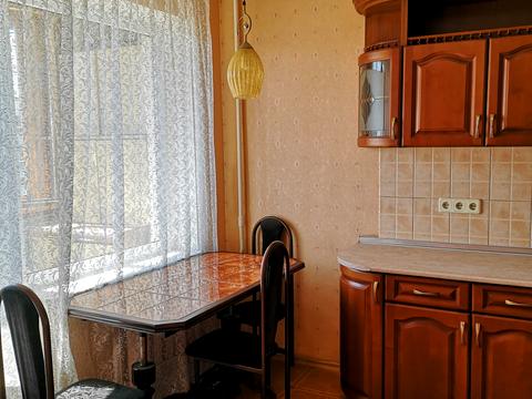 квартира за адресою Пантелеймона Куліша вул. (Челябінська), 11