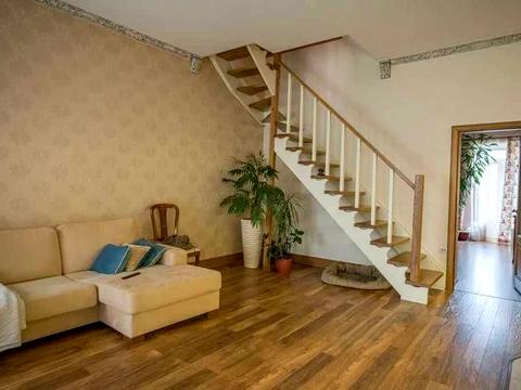 квартира за адресою Богдана Хмельницького вул., 66