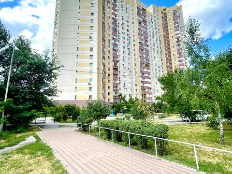 квартира за адресою Петра Григоренка просп., 12