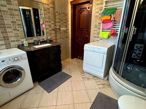 будинок за адресою  Буда, затишна, 5