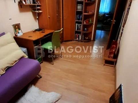 квартира за адресою Депутатська вул., 13