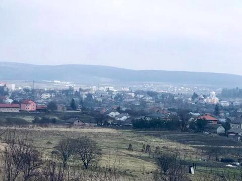 участок по адресу Коновальця, 8