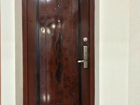 комерційна за адресою Мечникова вул. (Кловський), 18