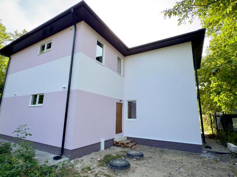 будинок за адресою Центральна вул., 10