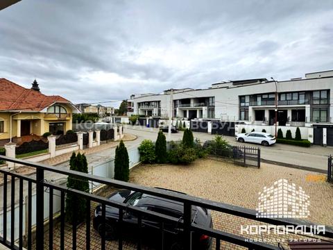 квартира за адресою Срібляста вул., 22А