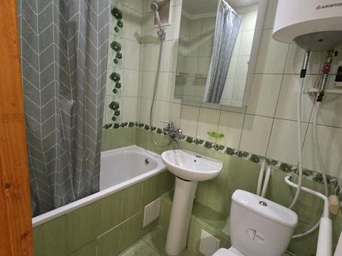 квартира за адресою Богдана Хмельницького просп. (Героїв Сталінграда), 12-Г