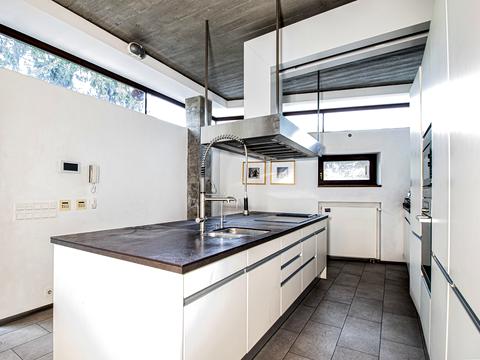 будинок за адресою Білої Акації вул., 20