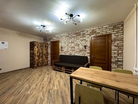 квартира за адресою Кленова вул., 1