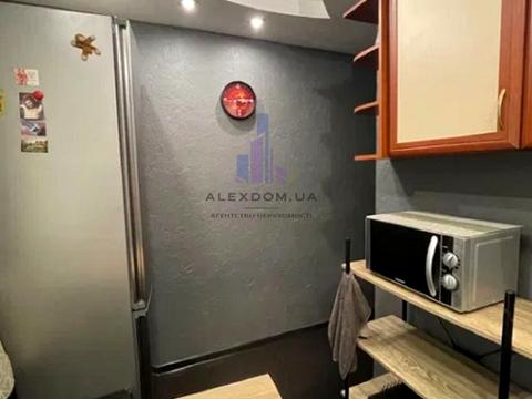 квартира за адресою Київ, Зодчих вул., 36