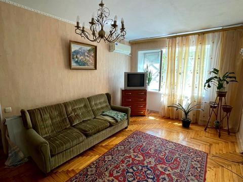квартира за адресою Бочарова вул., 11