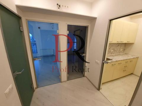 коммерческая по адресу Михаила Максимовича ул. (Трутенко Онуфрия), 28-Б