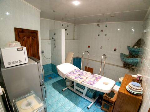 комерційна за адресою Борисоглібська вул., 12