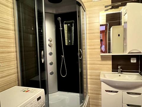 квартира по адресу Крайняя ул., 1