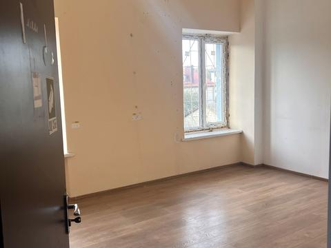 комерційна за адресою Соборна вул., 430а