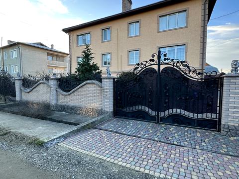 дом по адресу Грушевського
