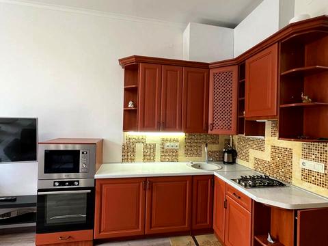 квартира за адресою Михайла Грушевського вул., 10
