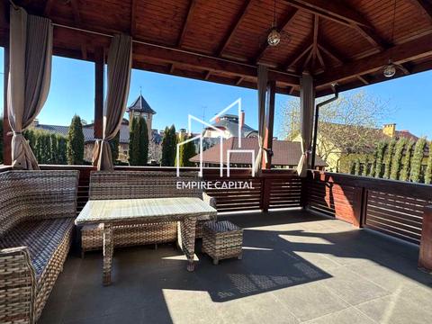 дом по адресу Бандери