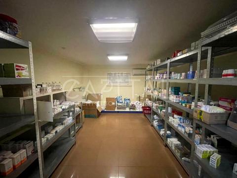 комерційна за адресою Ярослава Івашкевича вул., 5а