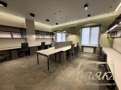 коммерческая по адресу Ивана Мазепы ул. (Январского Восстания), 11-А