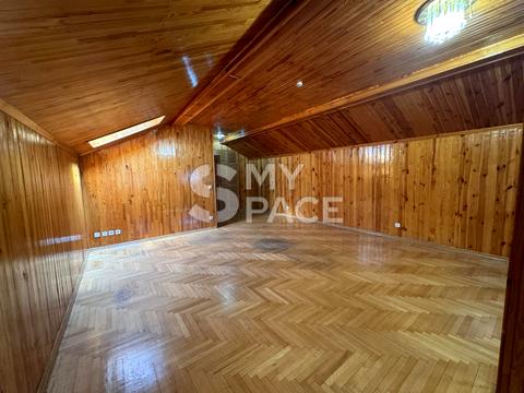 коммерческая по адресу Шота Руставели ул., 4