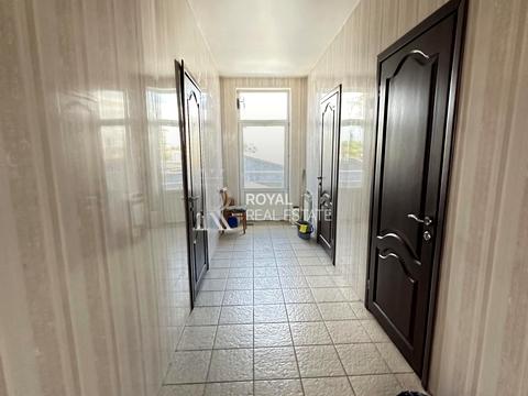 комерційна за адресою Володимирська вул., 57А