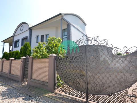 будинок за адресою Назарія Яремчука вул.