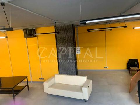 комерційна за адресою Володимира Івасюка просп. (Героїв Сталінграду), 2-Д